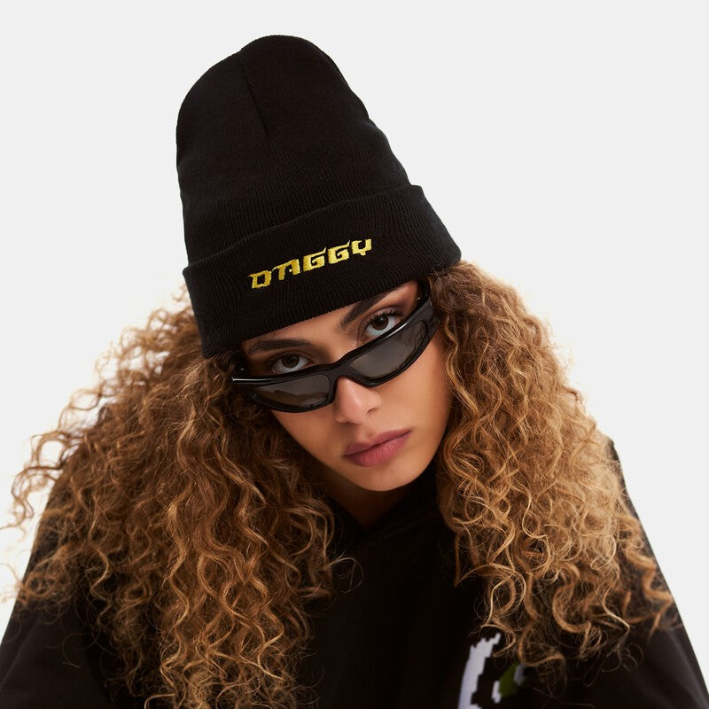 Beanie Black Daggy